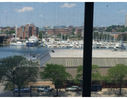 59 Hull St unit 10, Boston, MA 02113 - photo 1