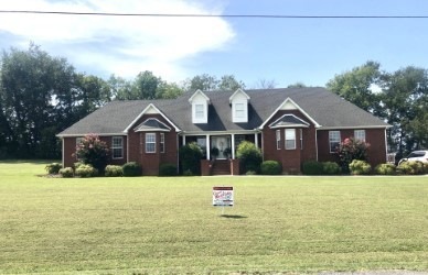 129 Stephens Ln, Shelbyville, TN 37160 - photo 1