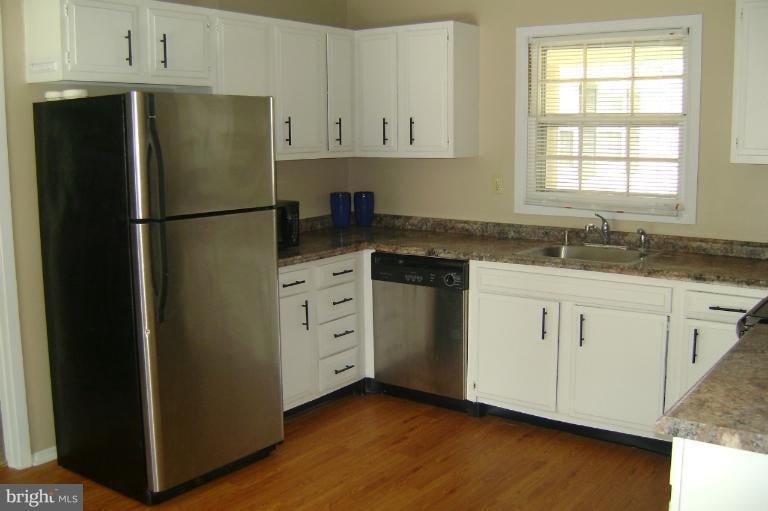 3903 York Ln, Bowie, MD 20715 - photo 1