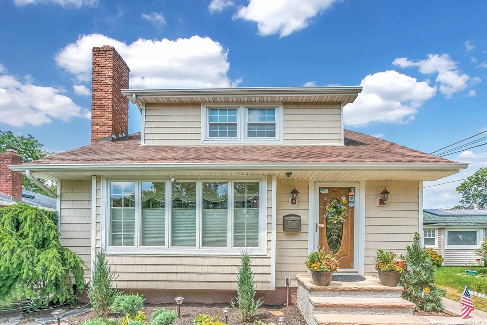 332 Nassau Blvd, West Hempstead, NY 11552 - photo 1