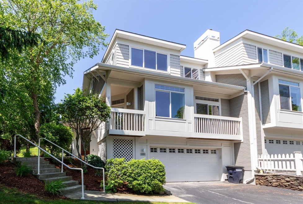 237 Park Rd, South Burlington, VT 05403 - photo 1
