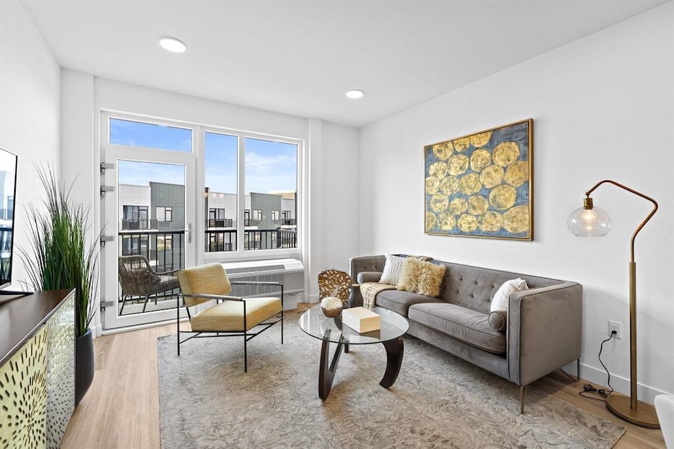 5711 John F. Kennedy Blvd unit 205, North Bergen, NJ 07047 - photo 1