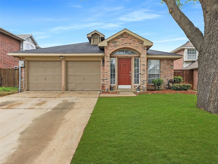 Under Contract $395,000