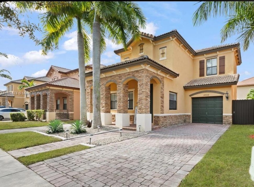 For Sale $585,000 • Co-Listing Agent