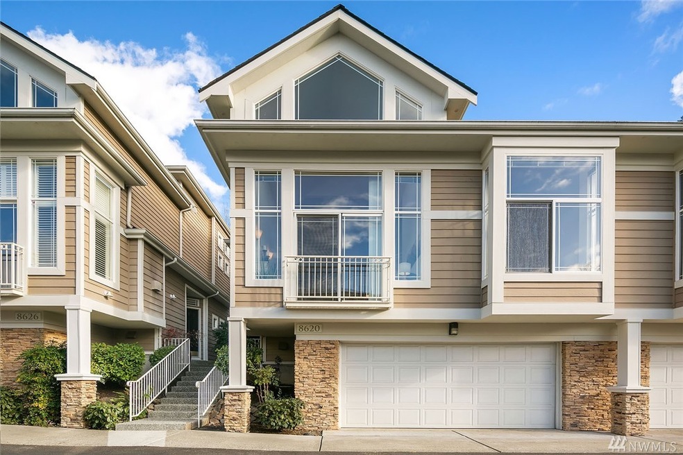 Sold $1,160,000 • Co-Listing Agent