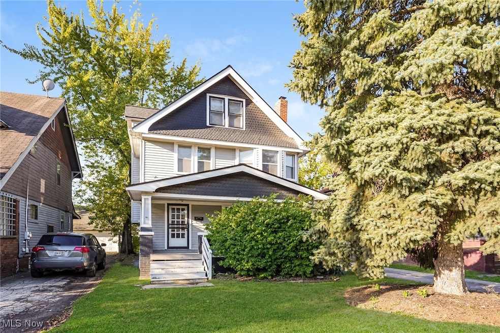 1556 Dille Rd, Euclid, OH 44117 - photo 1