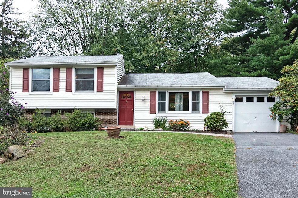 18921 Abbotsford Cir, Germantown, MD 20876 - photo 1