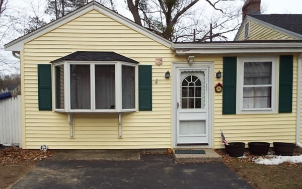 50 West St unit B, Medway, MA 02053 - photo 1