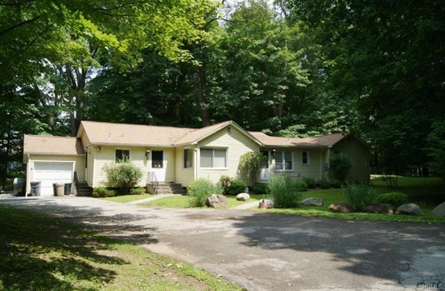 25 Oak Rd, Montrose, NY 10548 - photo 1