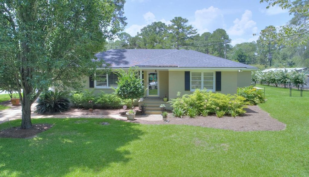 1900 Pineknoll Ln, Albany, GA 31707 - photo 1