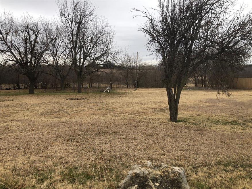 1200 Lakeview Ridge, White Settlement, TX 76108 - photo 1