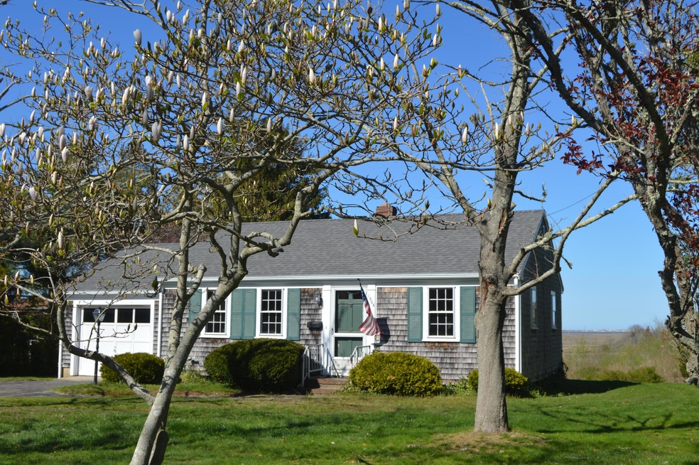 1564 Main St, West Barnstable, MA 02668 - photo 1