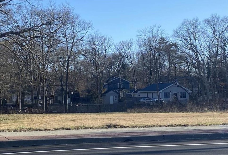 0 Montauk Hwy unit KEY806721, Mastic, NY 11950 - photo 1