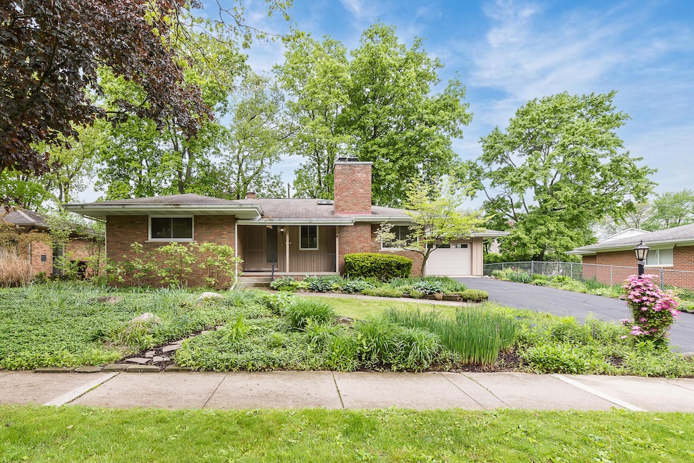1134 Meadwobrook
