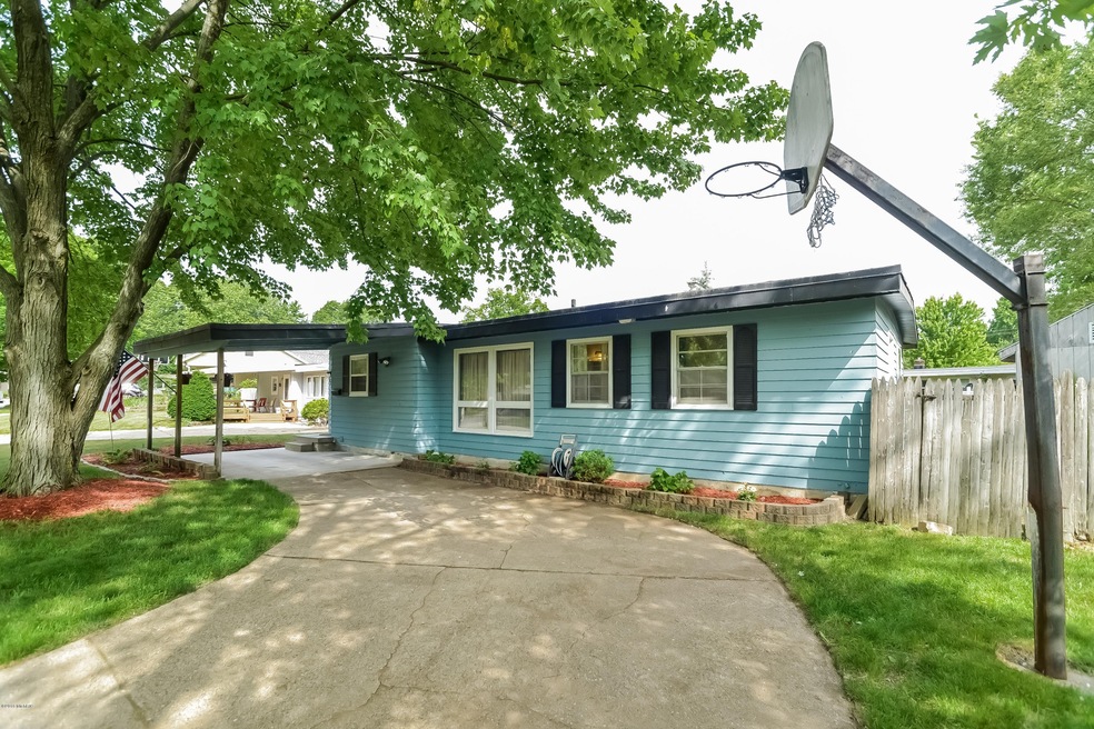 002-Front_View-2860992-large