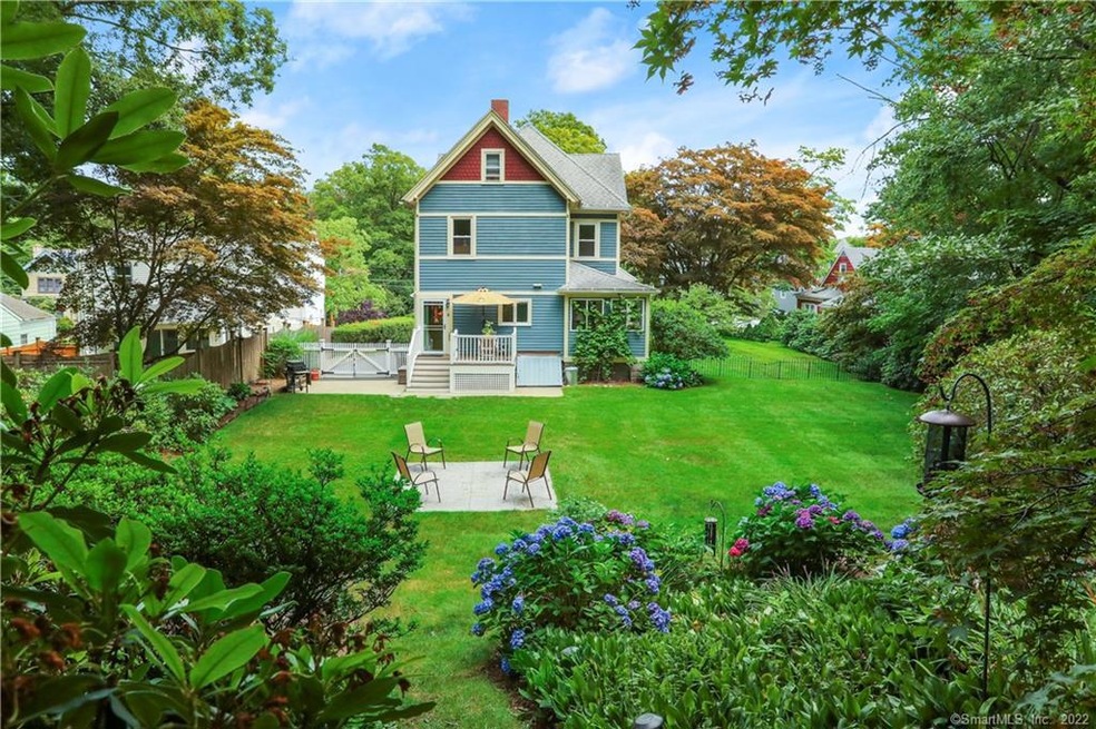 24 Oakdale Rd, Stamford, CT 06906 - photo 1