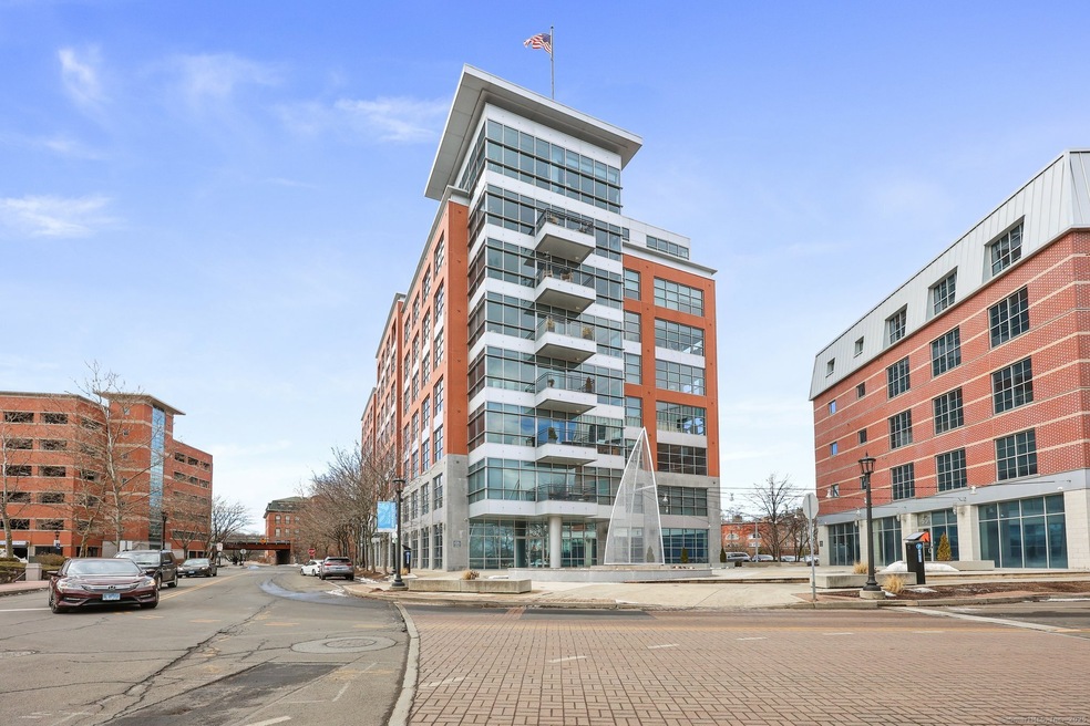 The Maritime unit 406, Norwalk, CT 06854 - photo 1