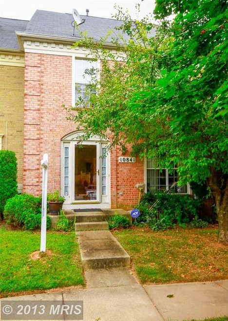 10841 Sherwood Hill Rd, Owings Mills, MD 21117 - photo 1