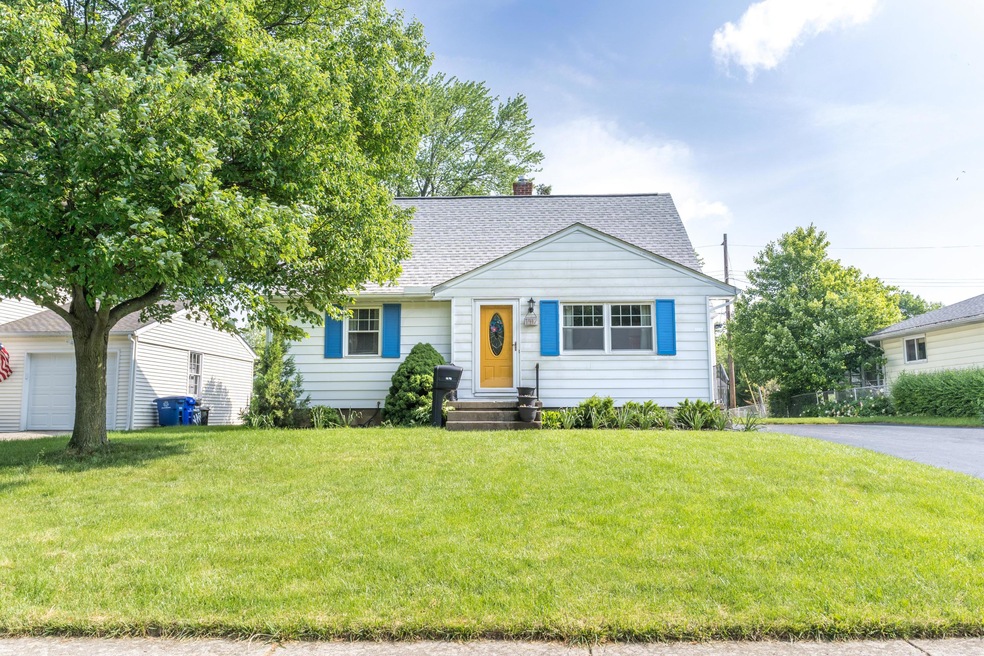 1412 Evaline Dr, Columbus, OH 43224 - photo 1