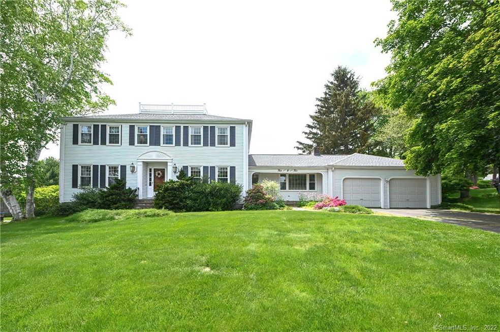 402 Hang Dog Ln, Wethersfield, CT 06109 - photo 1