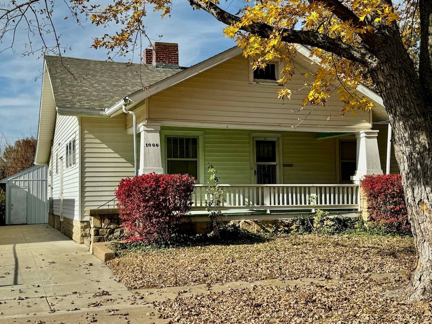 1006 N Washington Ave, Wellington, KS 67152 - photo 1