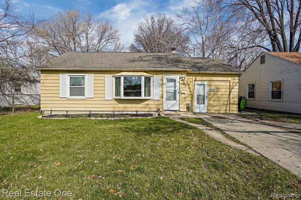 26210 Nagel St, Roseville, MI 48066 - photo 1