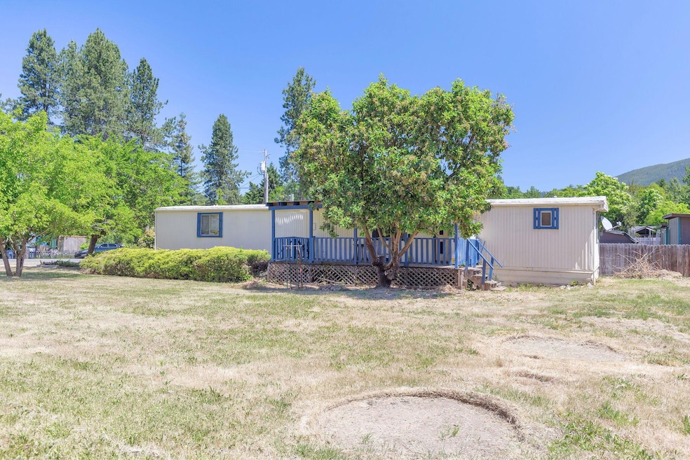 7-web-or-mls-151-pesterfield-pl