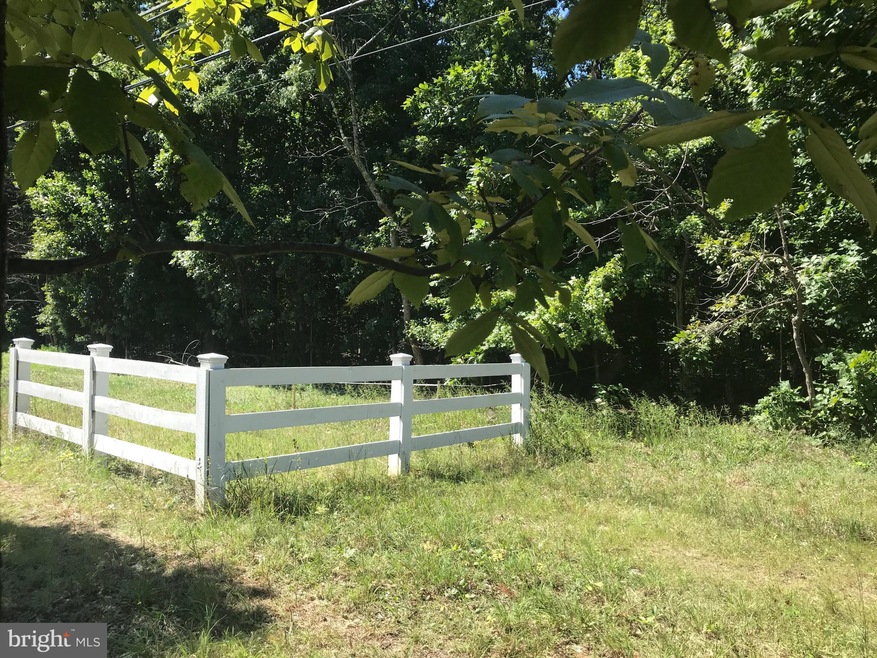 5942 Colchester Rd, Clifton, VA 20124 - photo 1