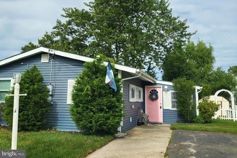 532 Kadlubeck Way, Little Egg Harbor Township, NJ 08087 - photo 1