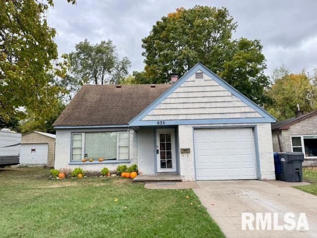 635 8th Ave S, Clinton, IA 52732 - photo 1
