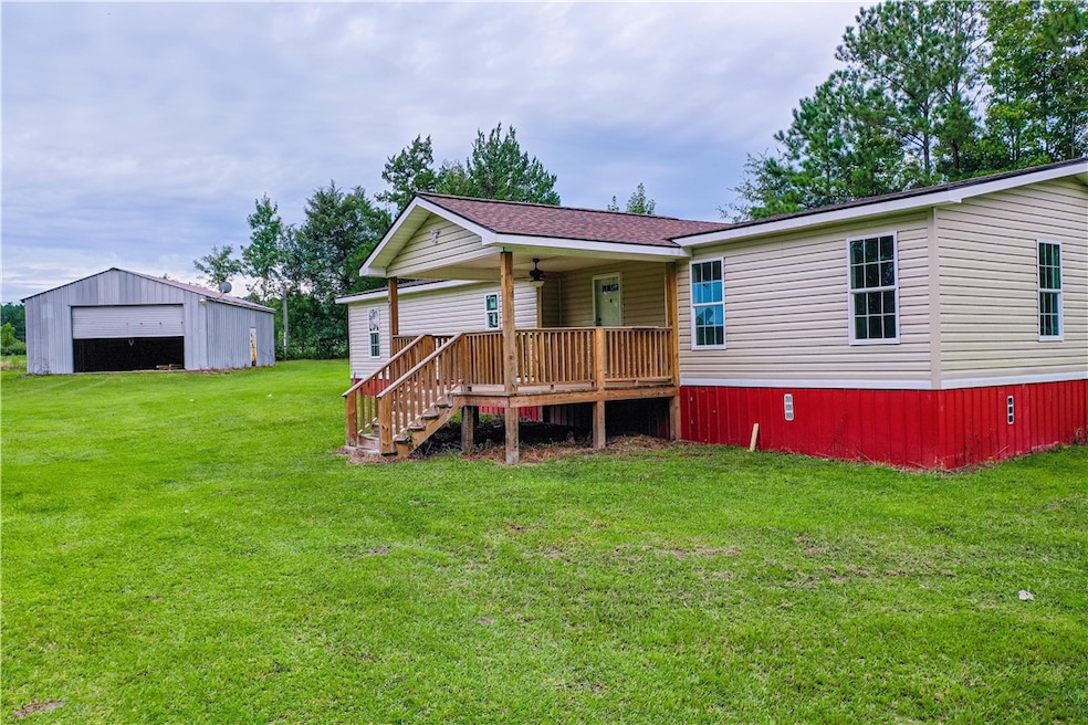540 Freddy Rd, Odum, GA 31555 - photo 1