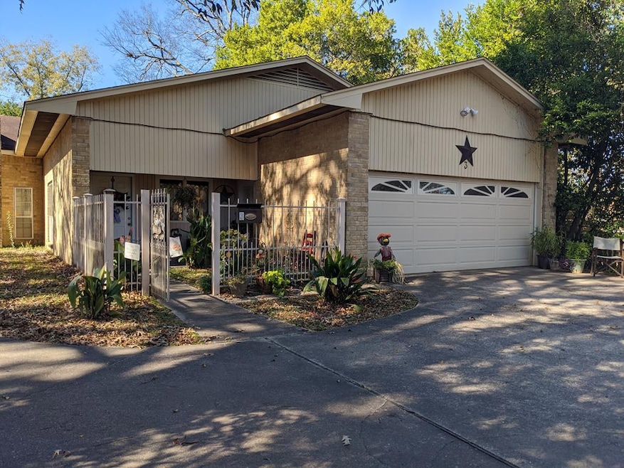 400 Forbes St, Nacogdoches, TX 75964 - photo 1