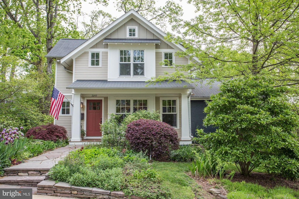 3207 John Marshall Dr, Arlington, VA 22207 - photo 1