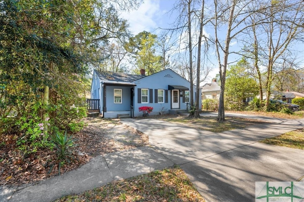 1319 E 53rd St, Savannah, GA 31404 - photo 1
