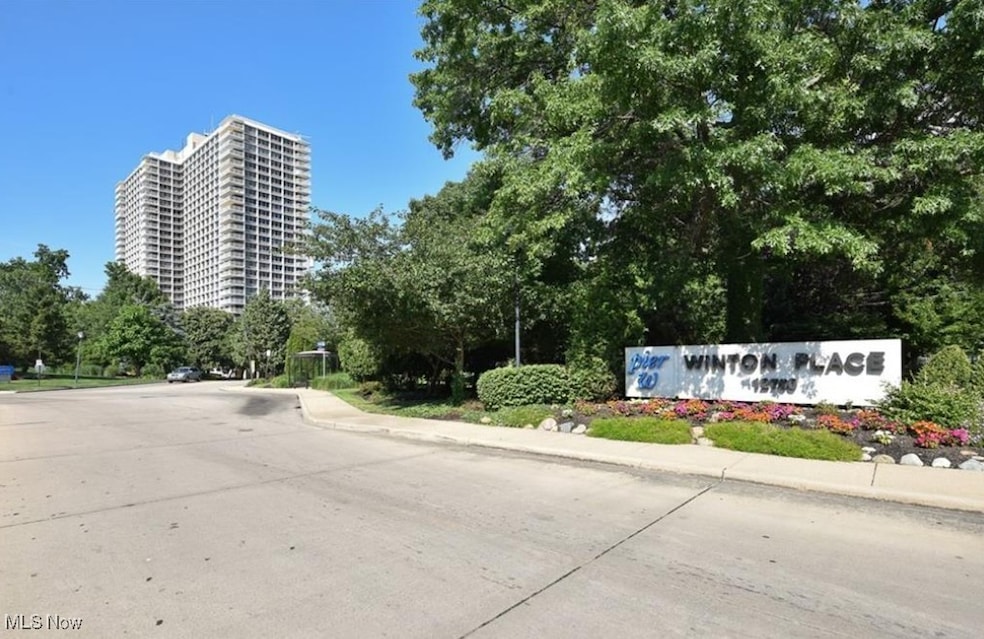Winton Place unit 1301, Lakewood, OH 44107 - photo 1