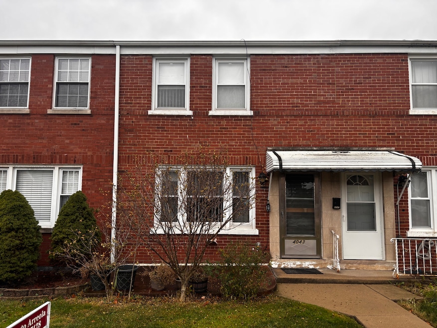 4043 W 58th St unit 1, Chicago, IL 60629 - photo 1