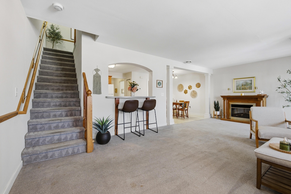 221 N Chicago Ave unit 3, South Milwaukee, WI 53172 - photo 1