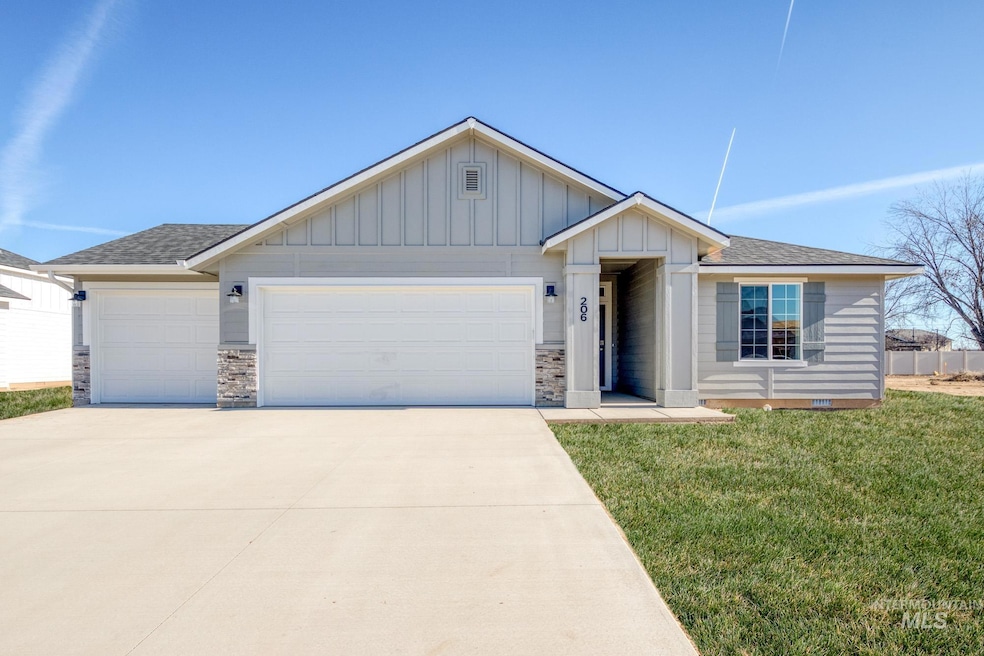 For Sale $379,990 • Co-Listing Agent