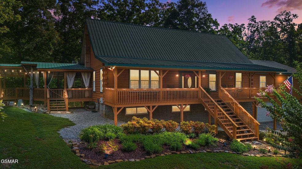 2516 Edgewater Ln, Dandridge, TN 37725 - photo 1