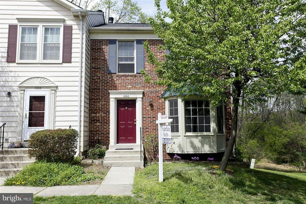 10610 Alison Dr, Burke, VA 22015 - photo 1