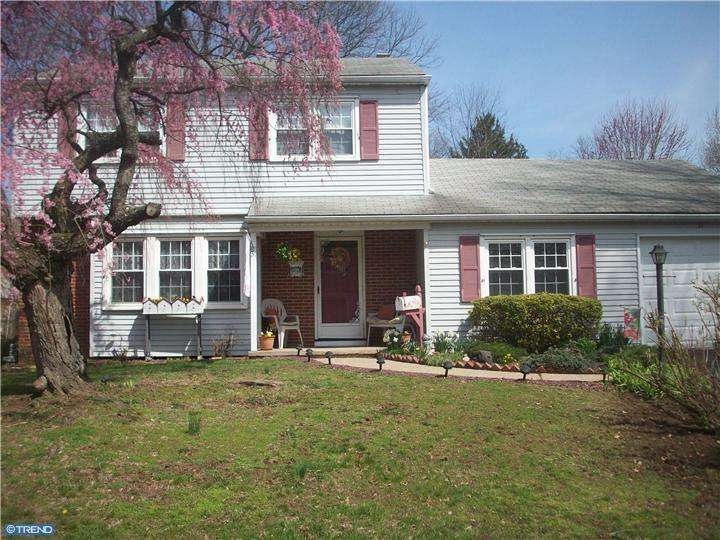 31 Peaceful Dr, Morrisville, PA 19067 - photo 1