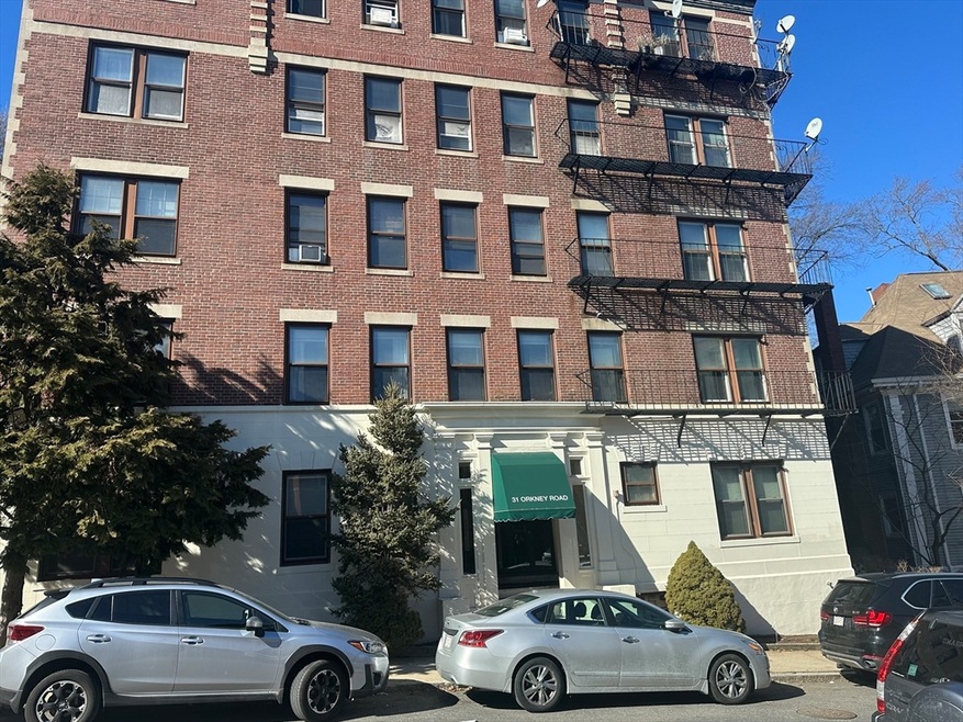 31 Orkney Rd unit 32, Brighton, MA 02135 - photo 1