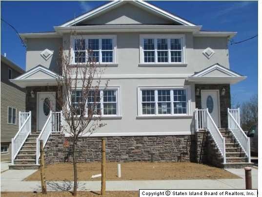 165 Roswell Ave, Staten Island, NY 10314 - photo 1