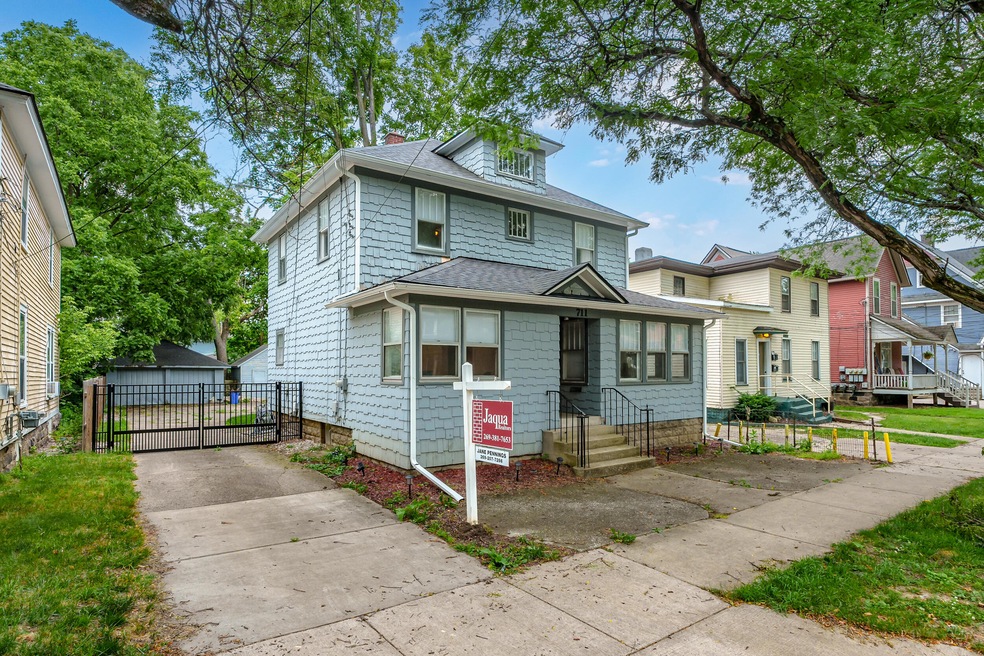 Locust_St_711_Kalamazoo_49007-1