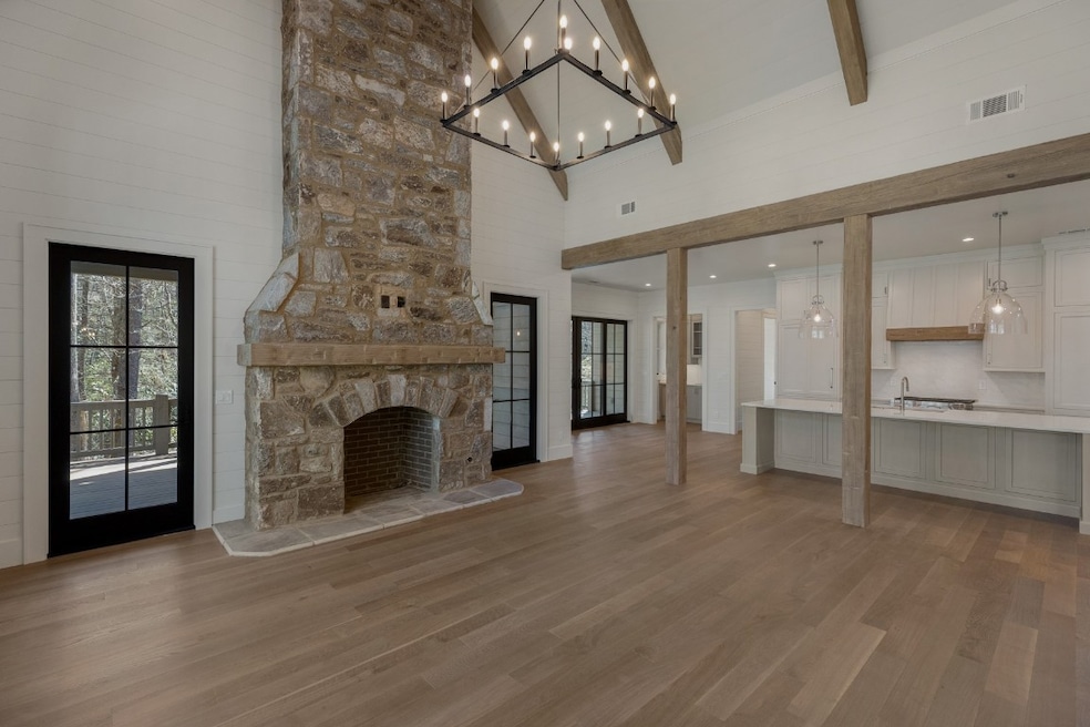 Sold $4,150,000 • Co-Listing Agent