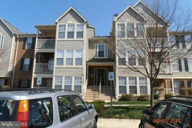 13103 Briarcliff Terrace unit 10-1002, Germantown, MD 20874 - photo 1