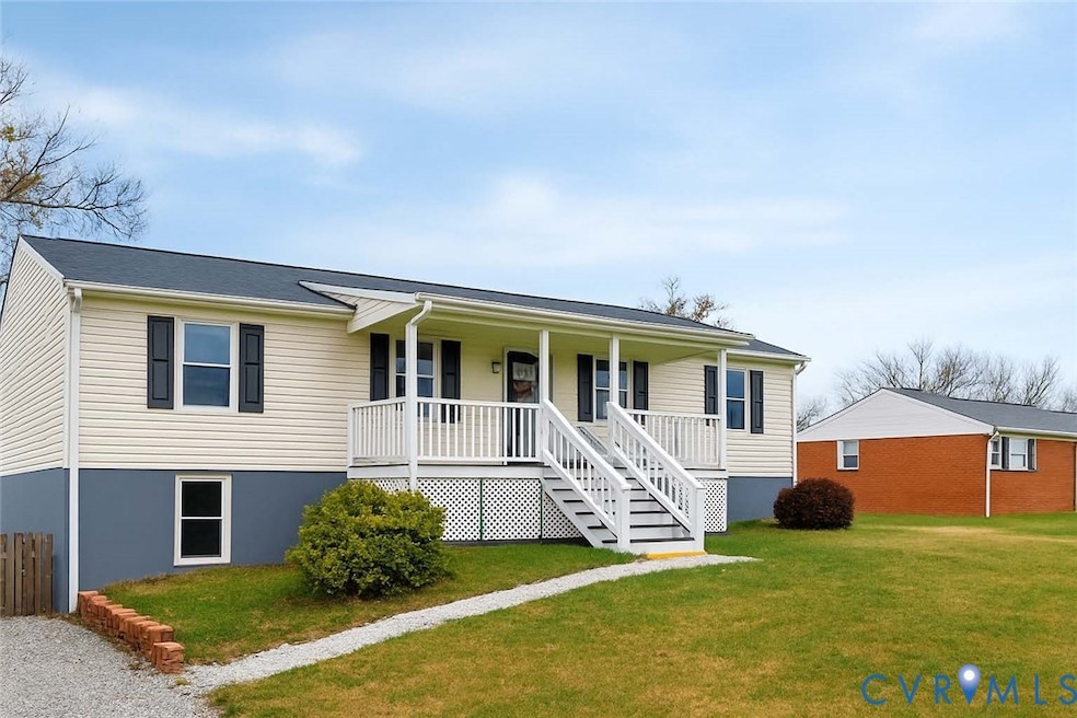 405 E Cawson St, Hopewell, VA 23860 - photo 1