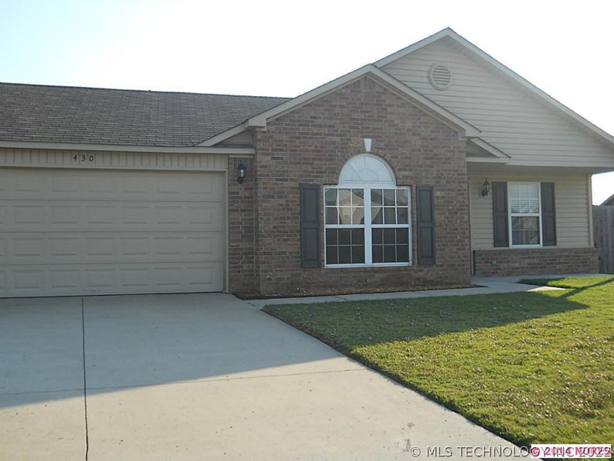 Amazing - Move in Ready Home..won't you make it yo