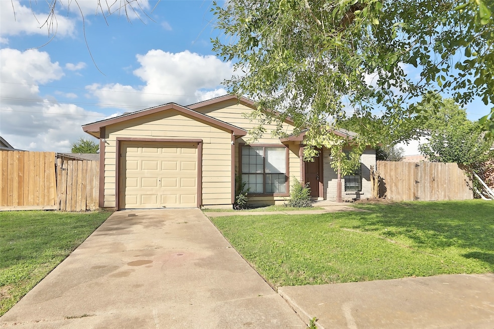 24306 Kennedy Ranch Ln, Hockley, TX 77447 - photo 1