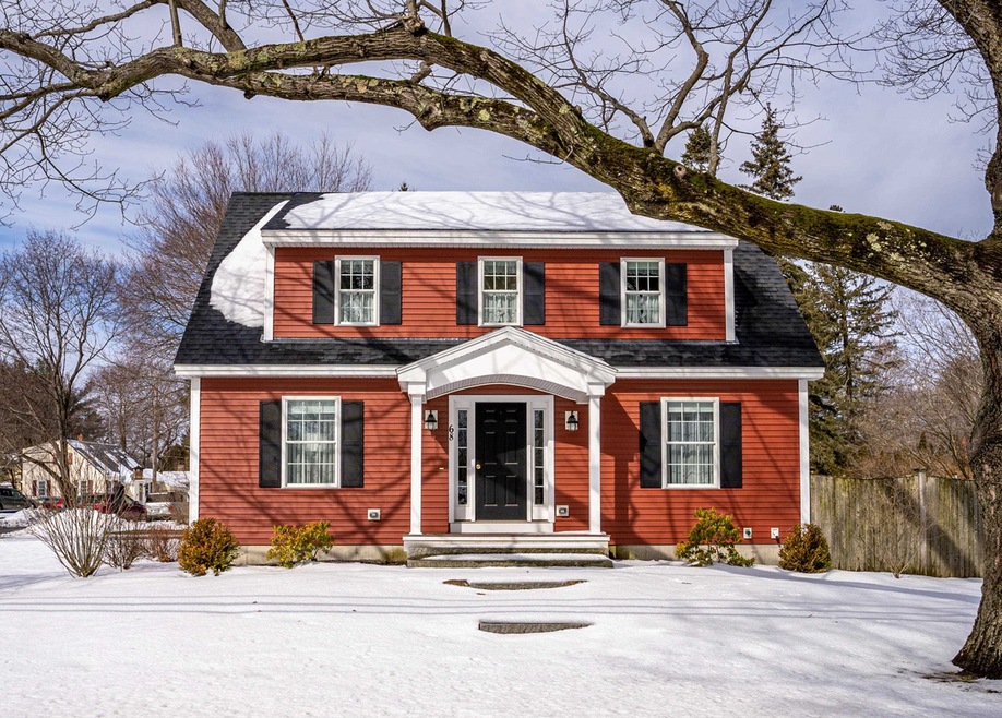 68 Locke Rd, Hampton, NH 03842 - photo 1